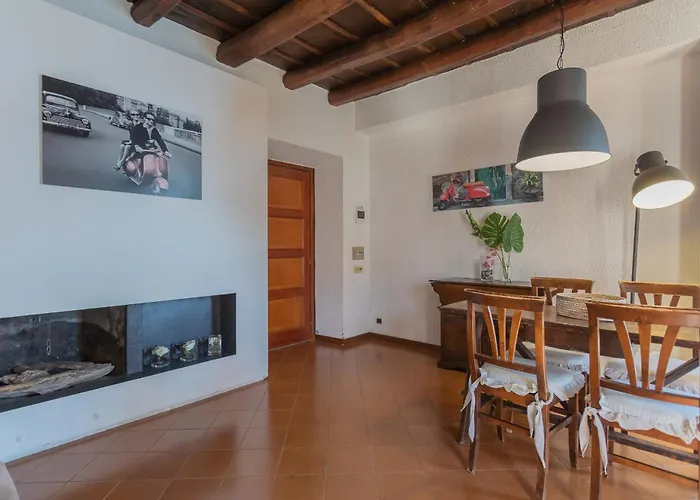 Front With Private Funicular By Rent Apartment Como